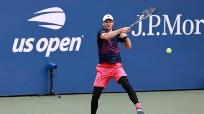 期的动作堪 期的动作堪