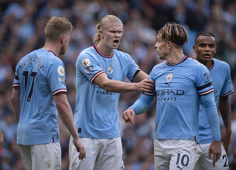 从氛围压迫 从氛围压迫