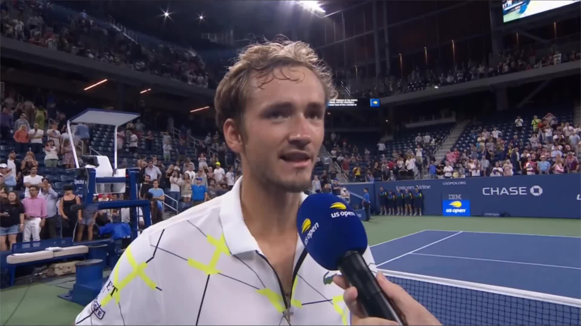 迫使其进攻 迫使其进攻